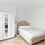Modern Paris Moulin Rouge Apartment